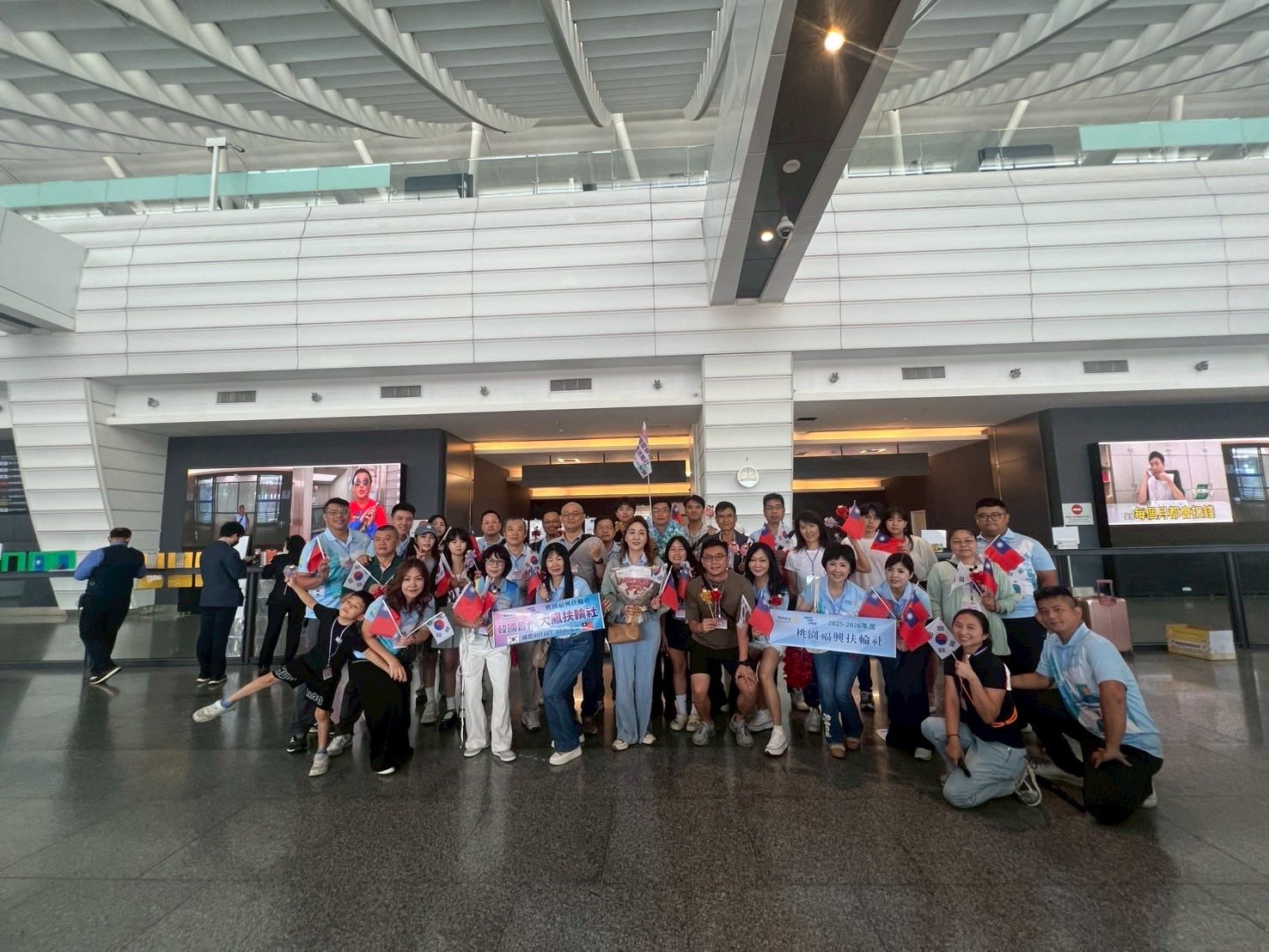 2025-26 韓國晉州大鳳扶輪社青少年來台參訪